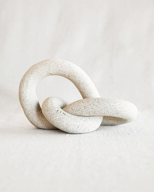 Infinity Knot - Sand