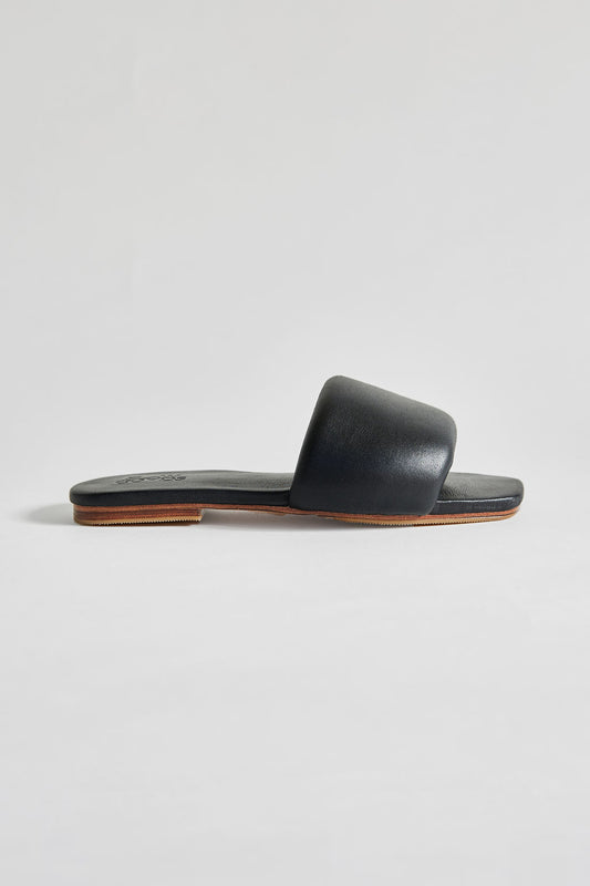 Rye Puff Slide - Black