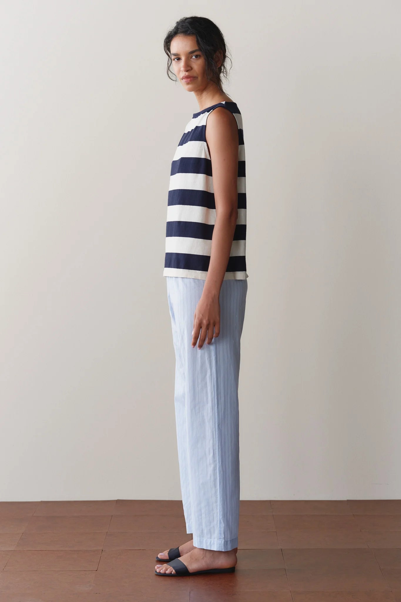 Eyelet Pop Simple Crop Pant - Cloud