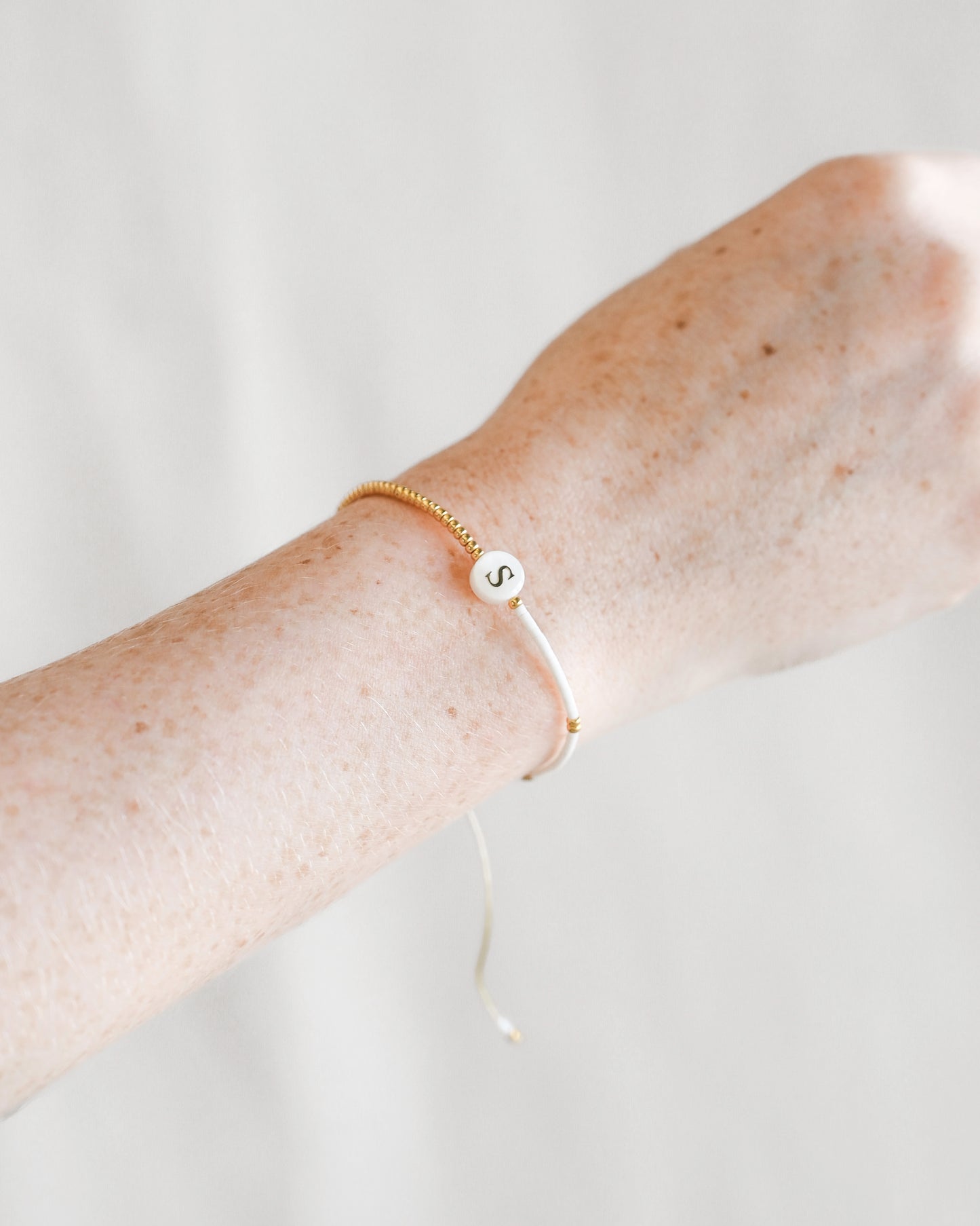 Initial Bracelet - Gold / Pearl