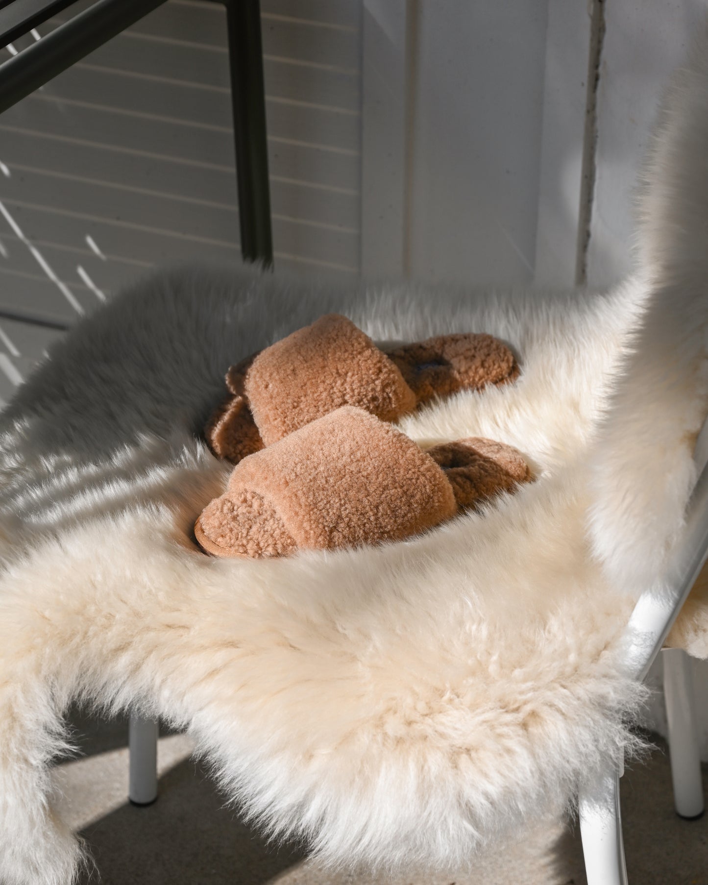 Shearling Slippers - Camel