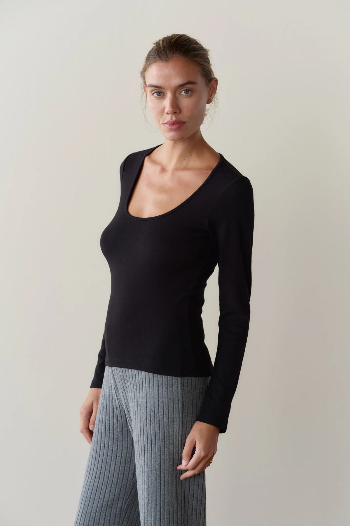 Baby Rib Scoop Neck - Jet