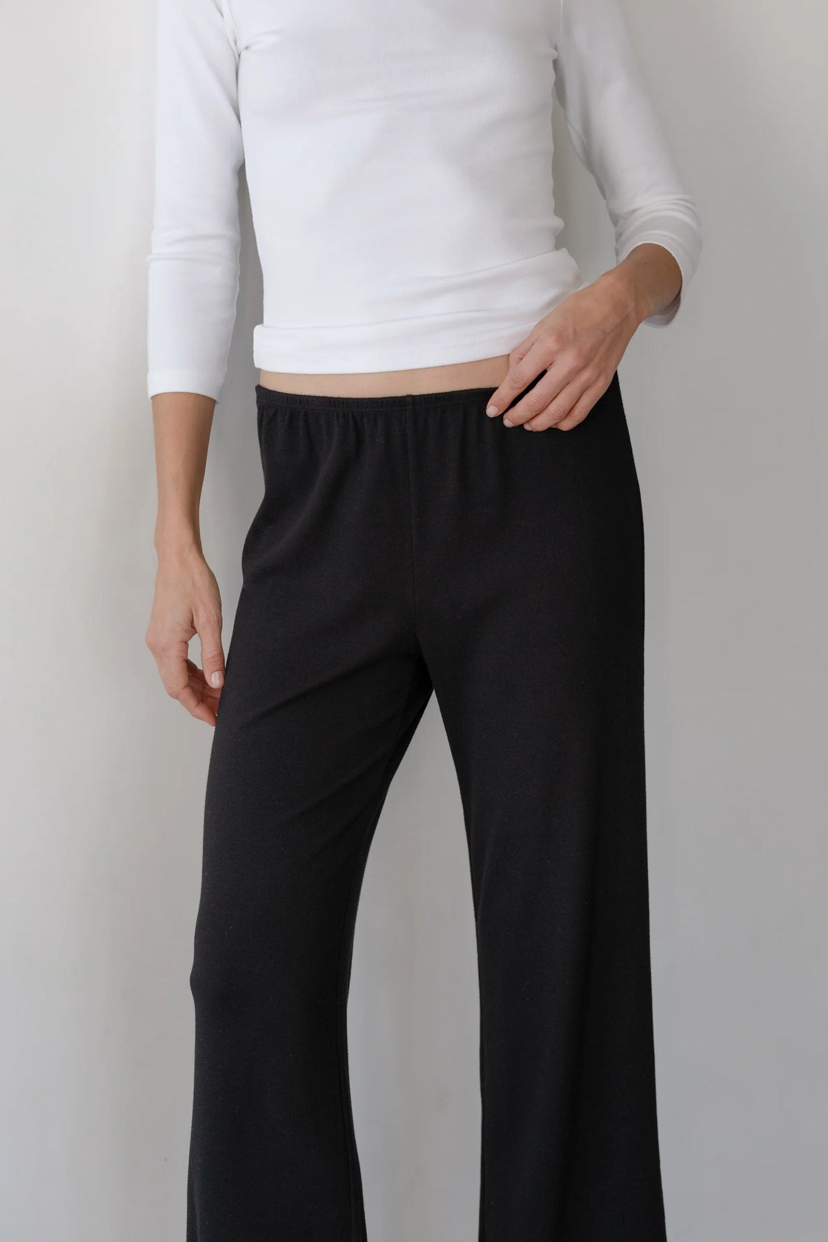 Baby Rib Scallop Pant - Jet
