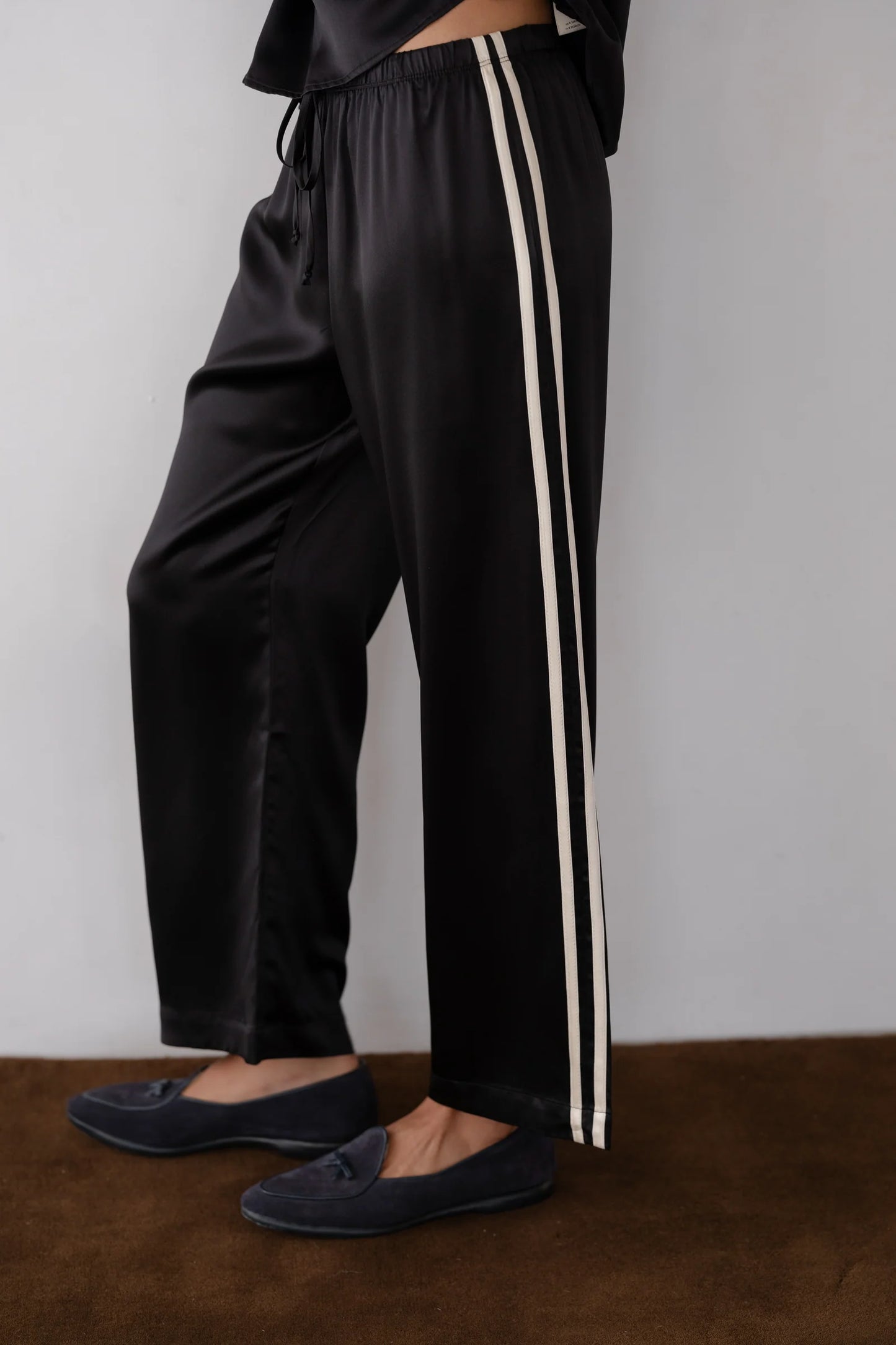 Silk Stripe Crop Pant - Jet / Creme