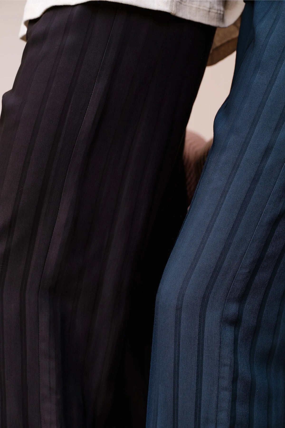 Shadow Stripe Simple Pant - Jet