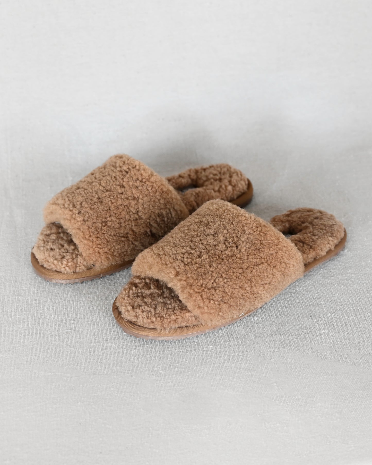Shearling Slippers - Camel