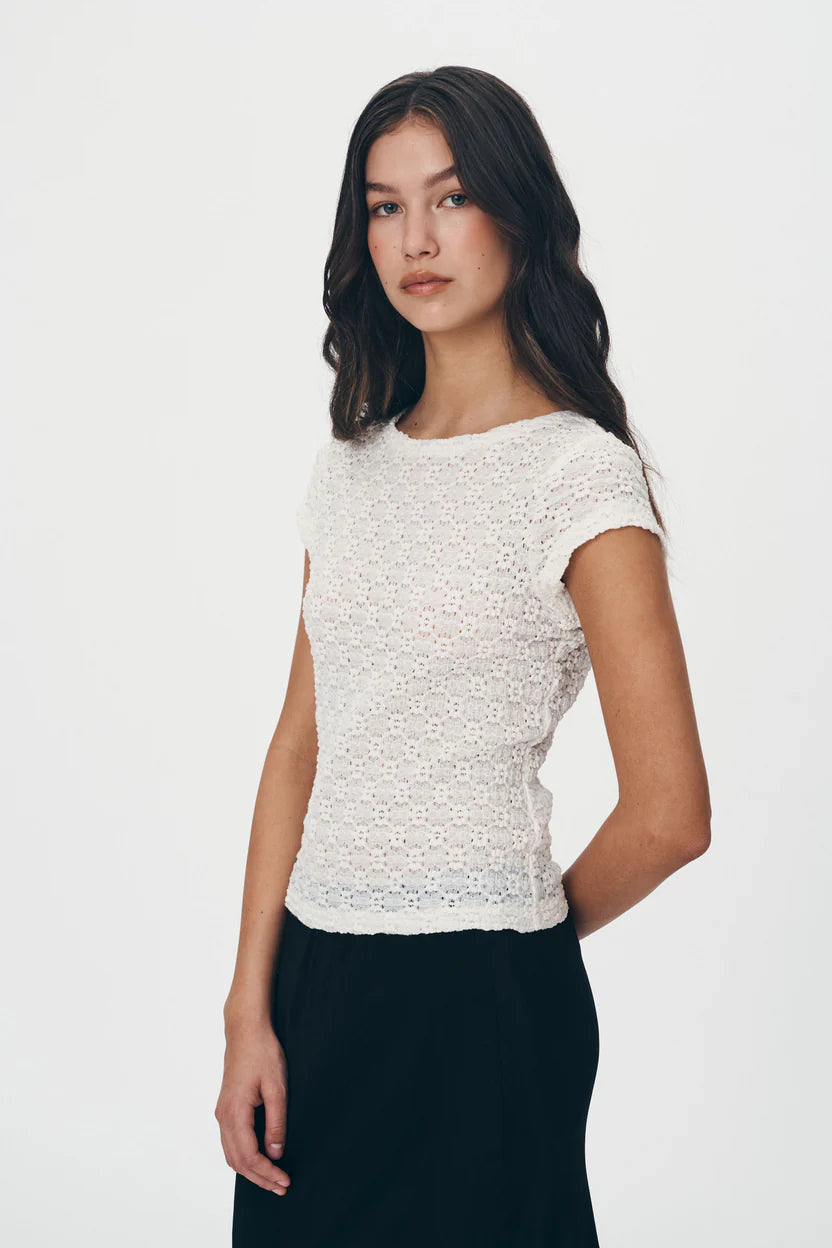 Galo Daisy Lace Tee - Creme