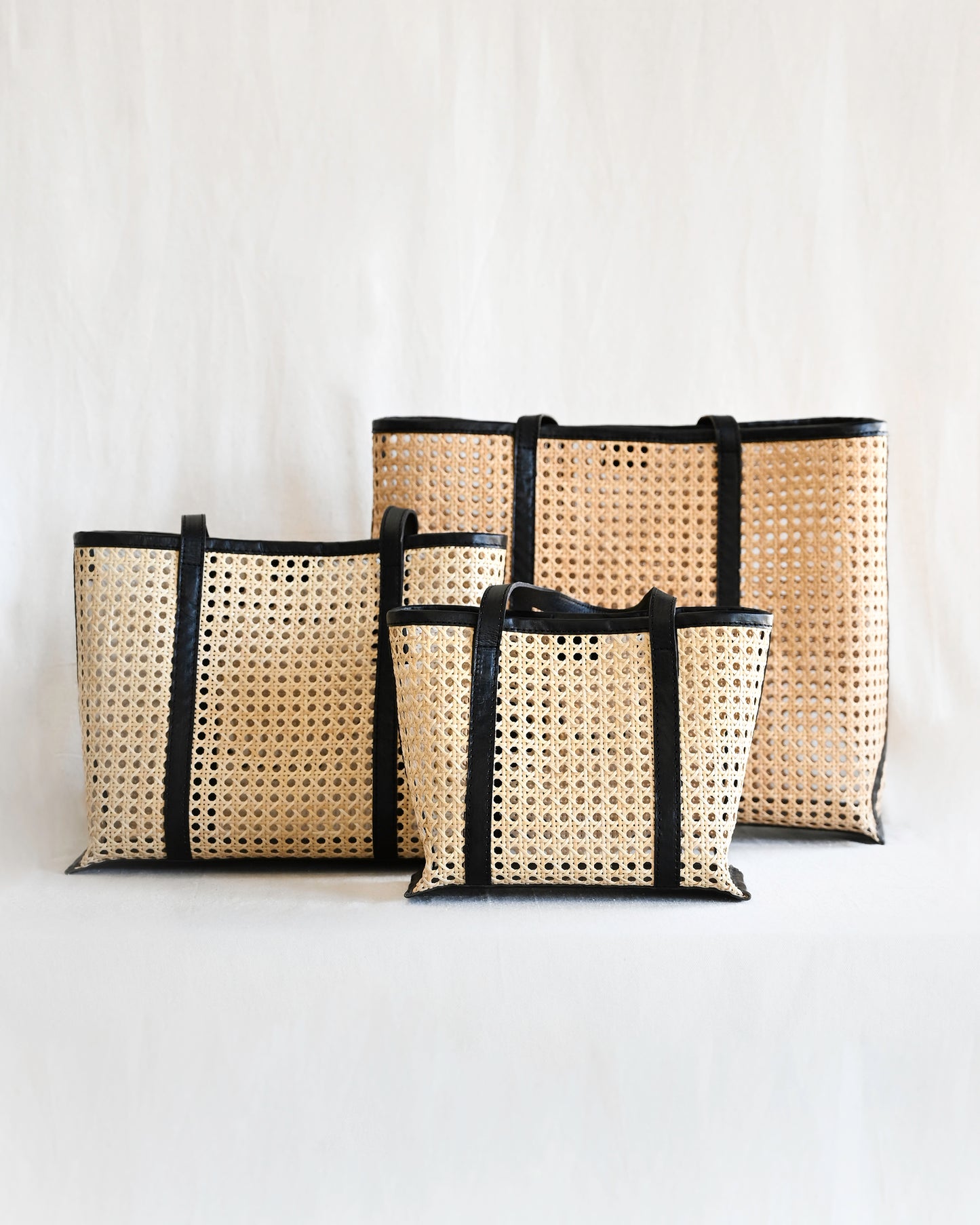 Byron Tote Black - Large