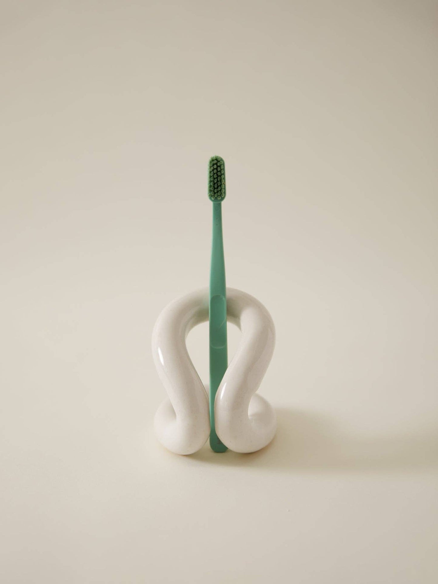 Ceramic Toothbrush Holder - Glossy White