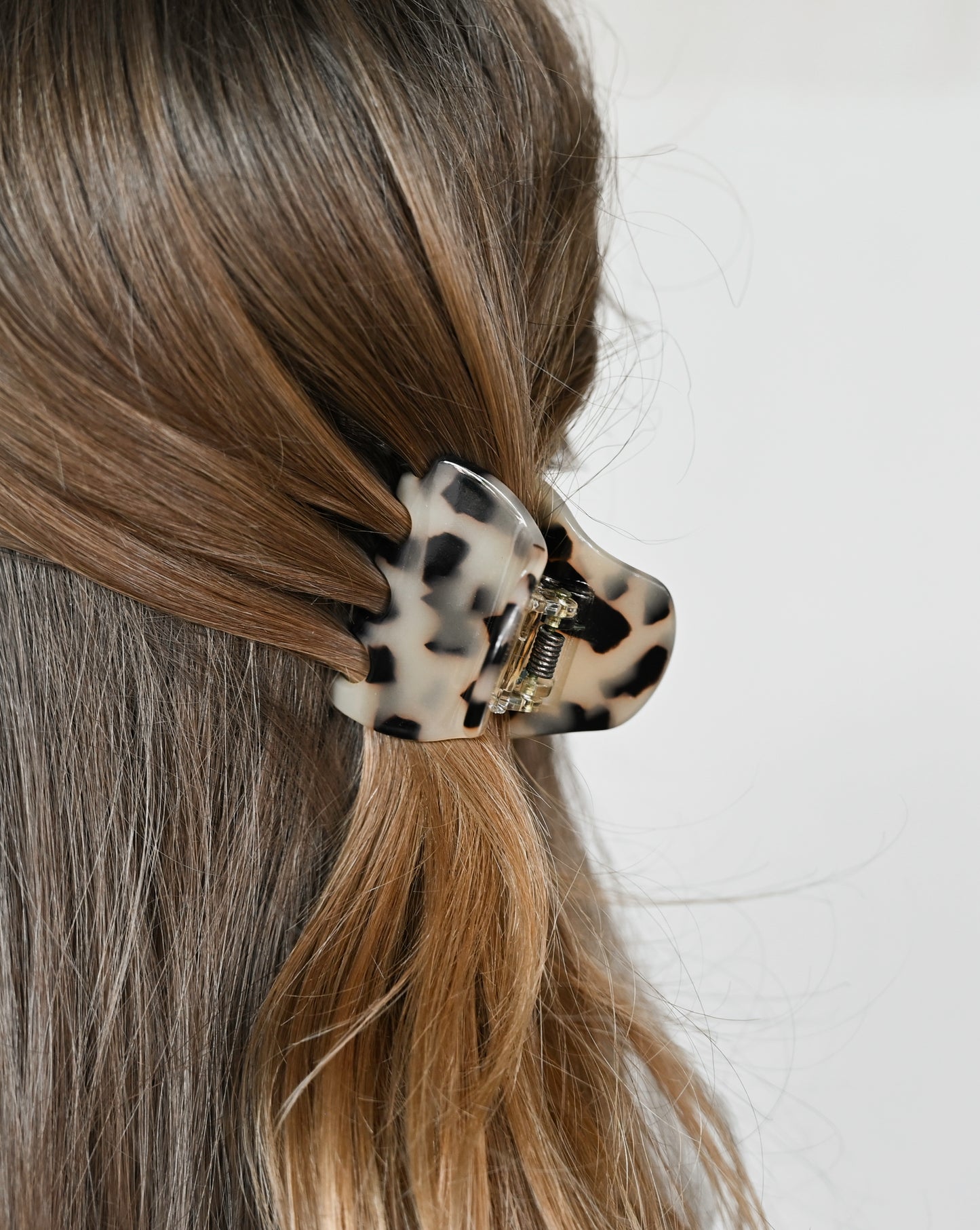 Tortoise Claw Hair Clip - Mini