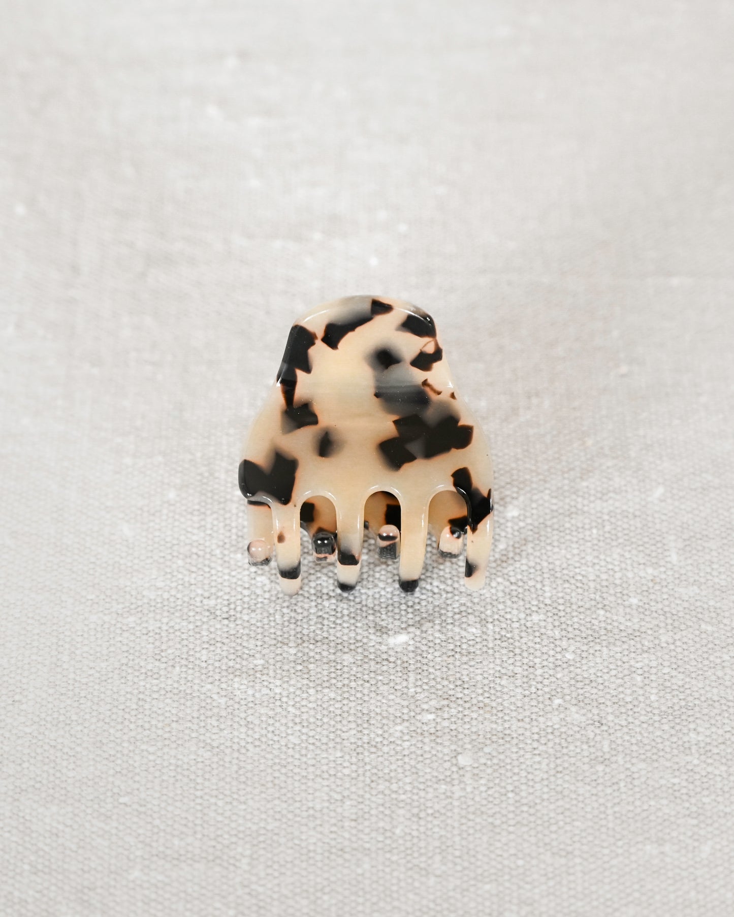 Tortoise Claw Hair Clip - Mini