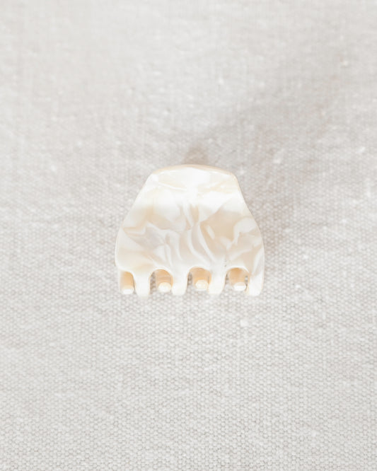 Vanilla Claw Hair Clip - Mini